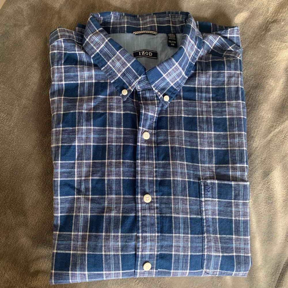 IZOD shirt